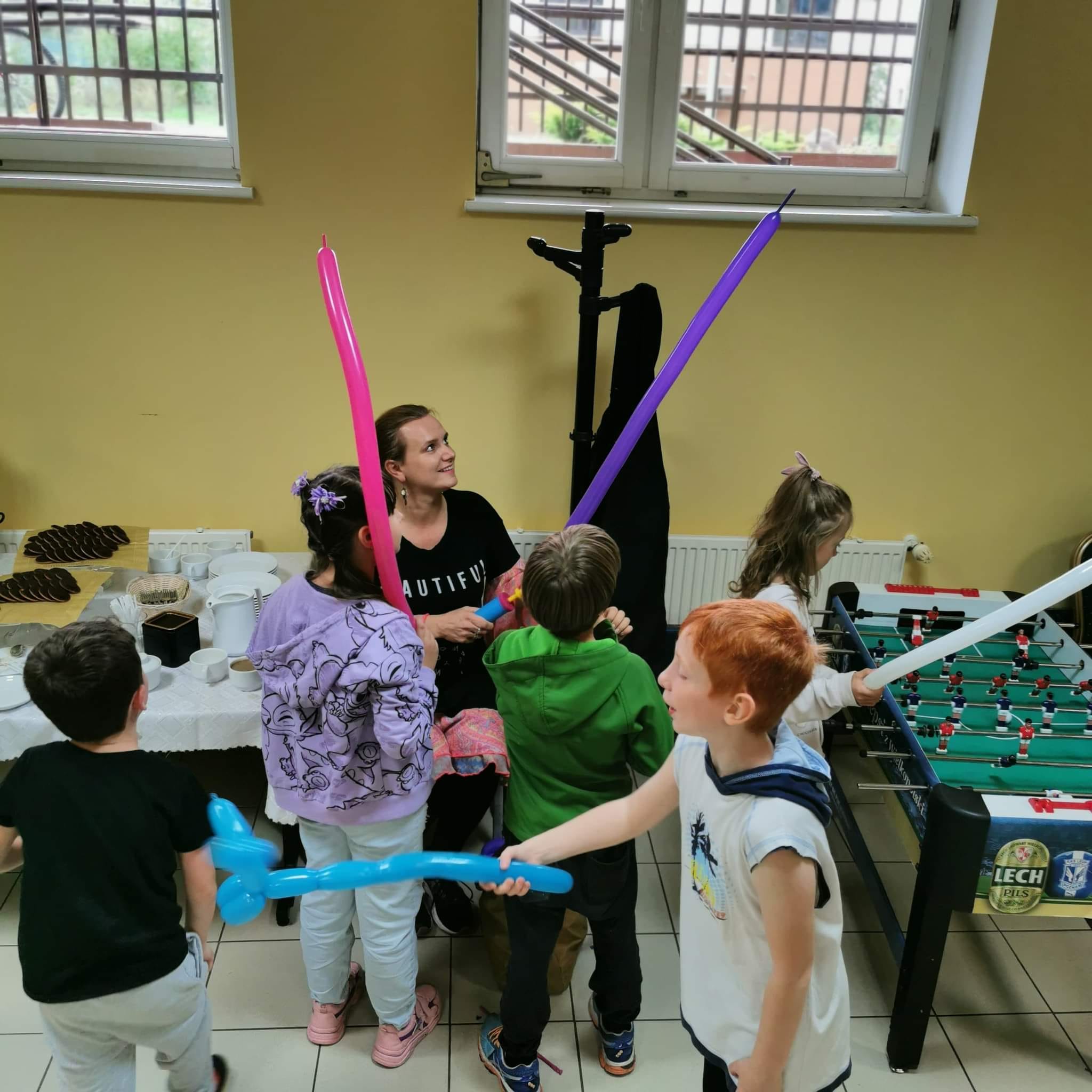 WIEDZIEĆ JAK - fundacja